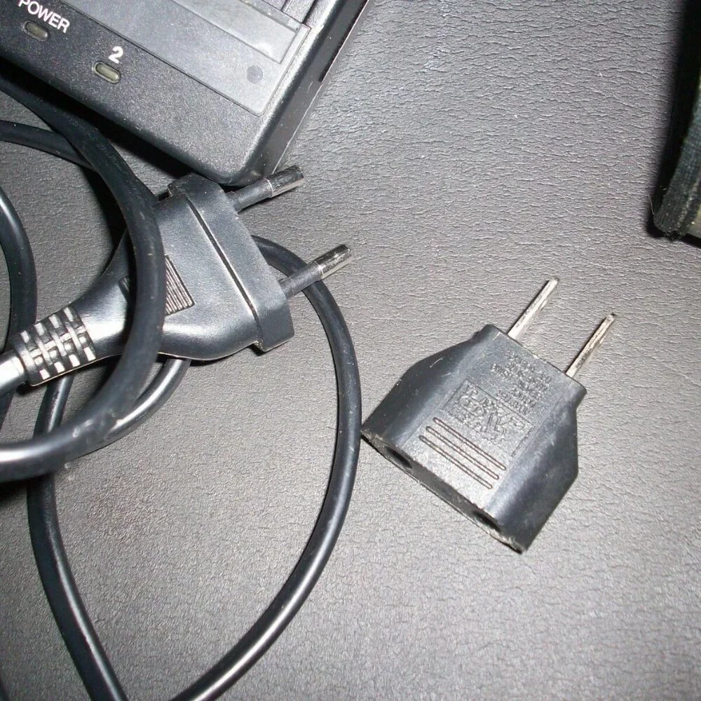 JVC Adapter Charger AA-V80EG Dual Voltage OEM Genuine Fits Battery (BN-V856U)